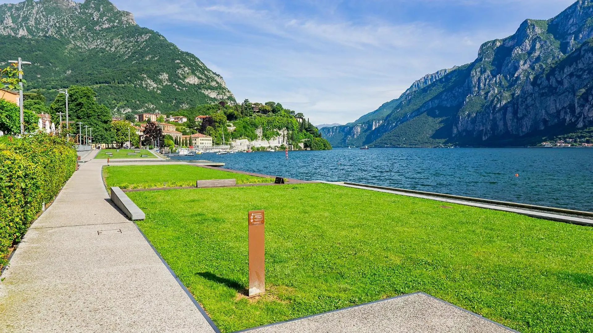 Lecco 1 Apartment 0*,  Italy