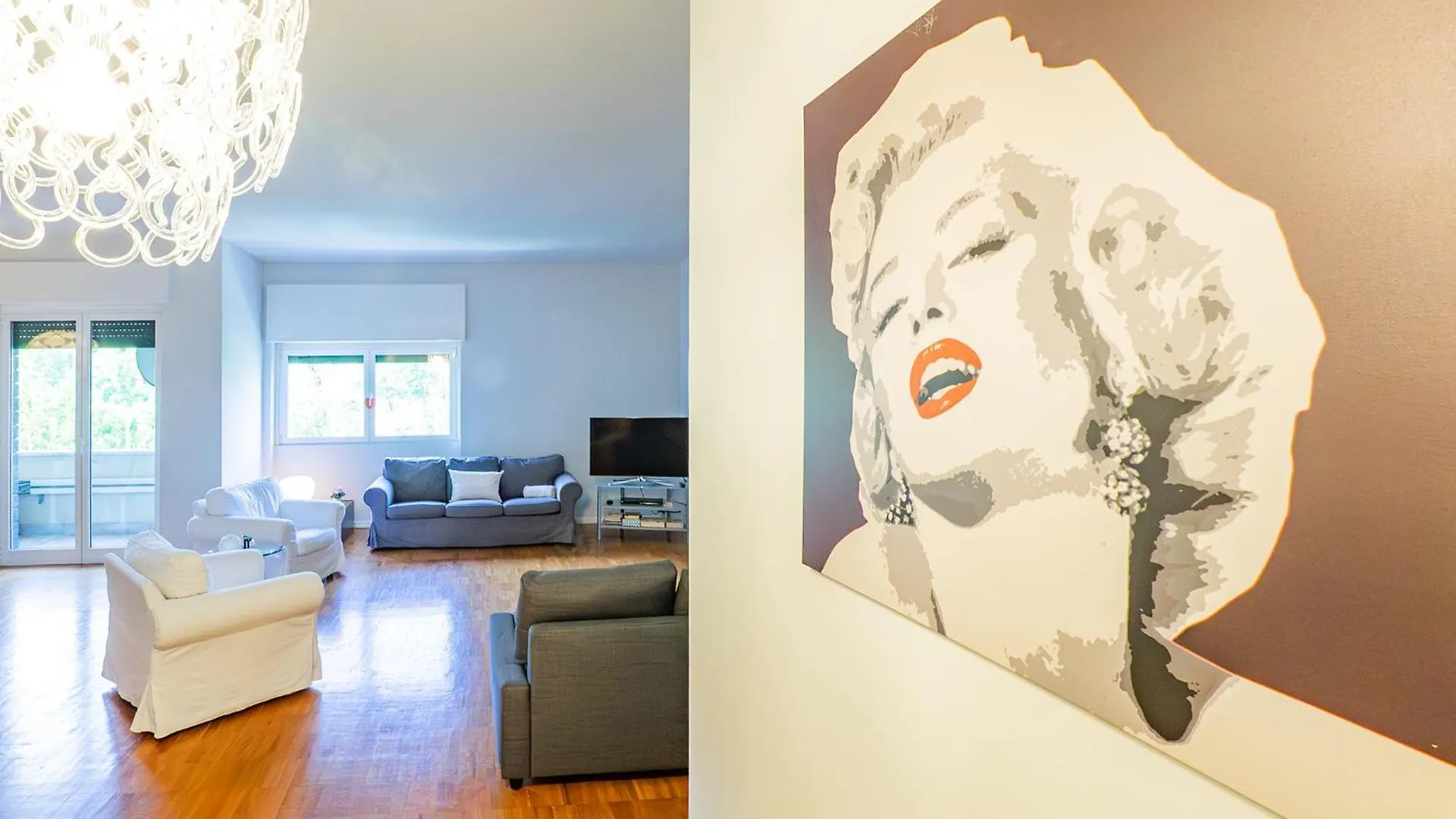 Lecco 1 Apartment 0*,